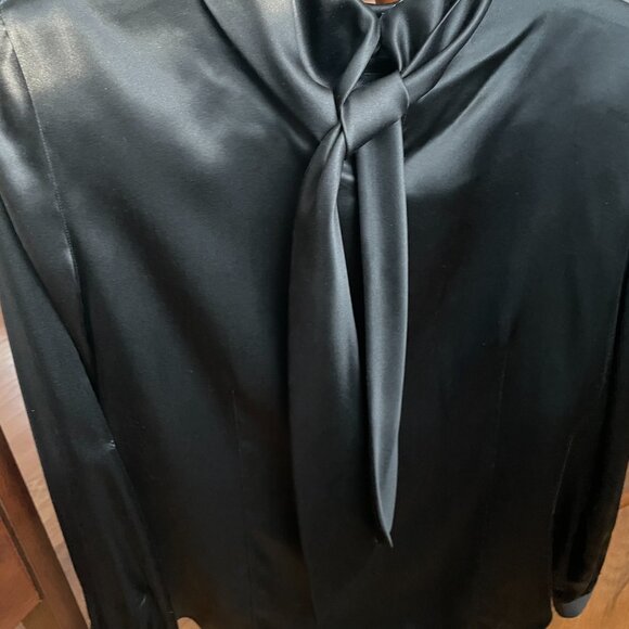 Black silk blouse, timeless - Picture 7 of 14